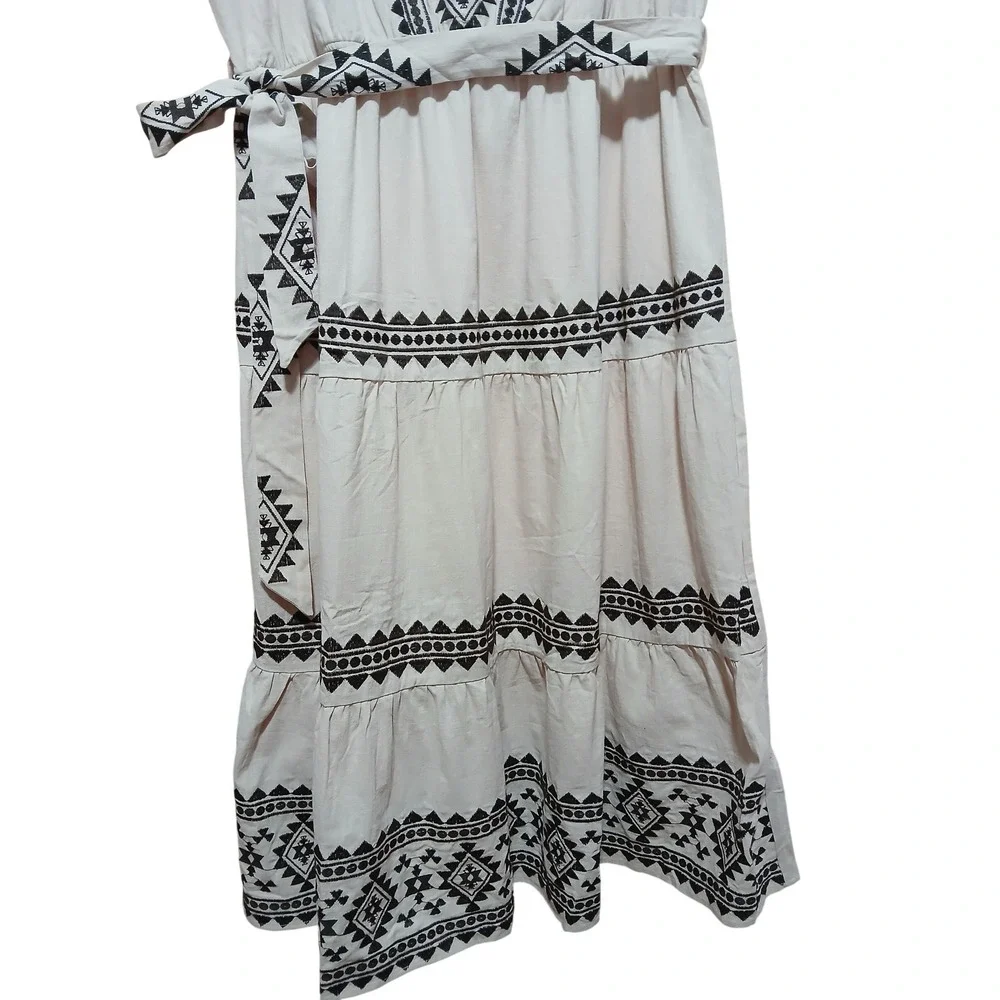 Savanna Jane Embroidered Tiered Midi Dress Beige Black Boho Western Womens 2X - Picture 5 of 11